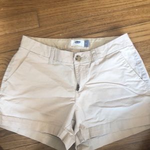 Old Navy 97%cotton everyday shorts